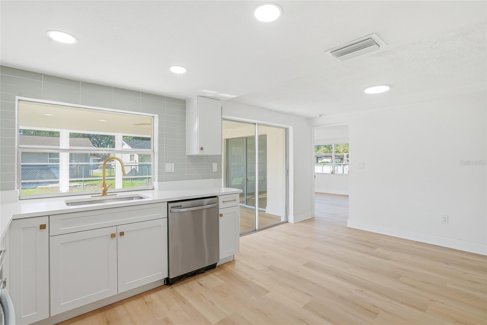 Image 9 of 32 For 7846 Wallaba Lane