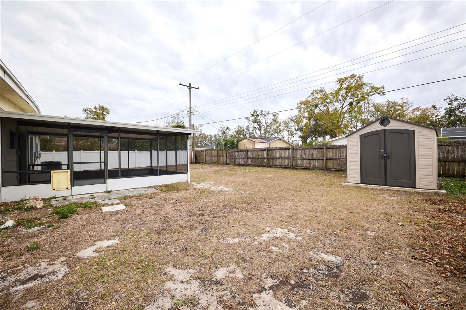 Listing photo id 30 for 3312 Nakora Drive