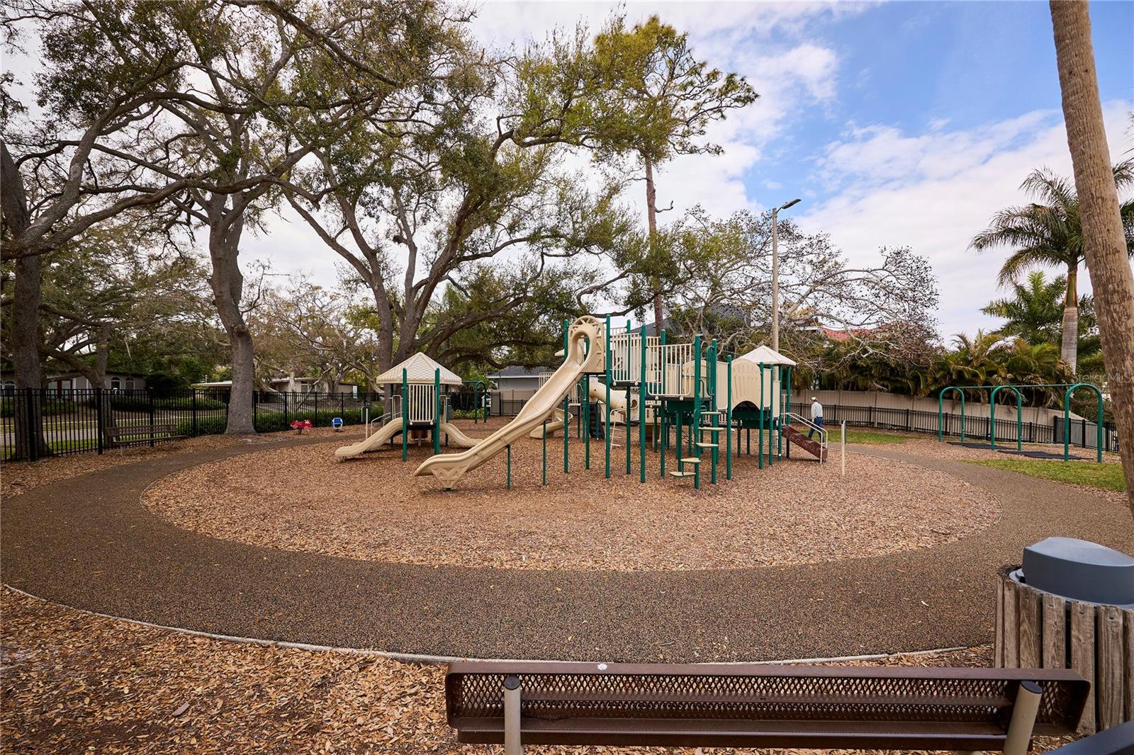 Listing photo id 34 for 3312 Nakora Drive