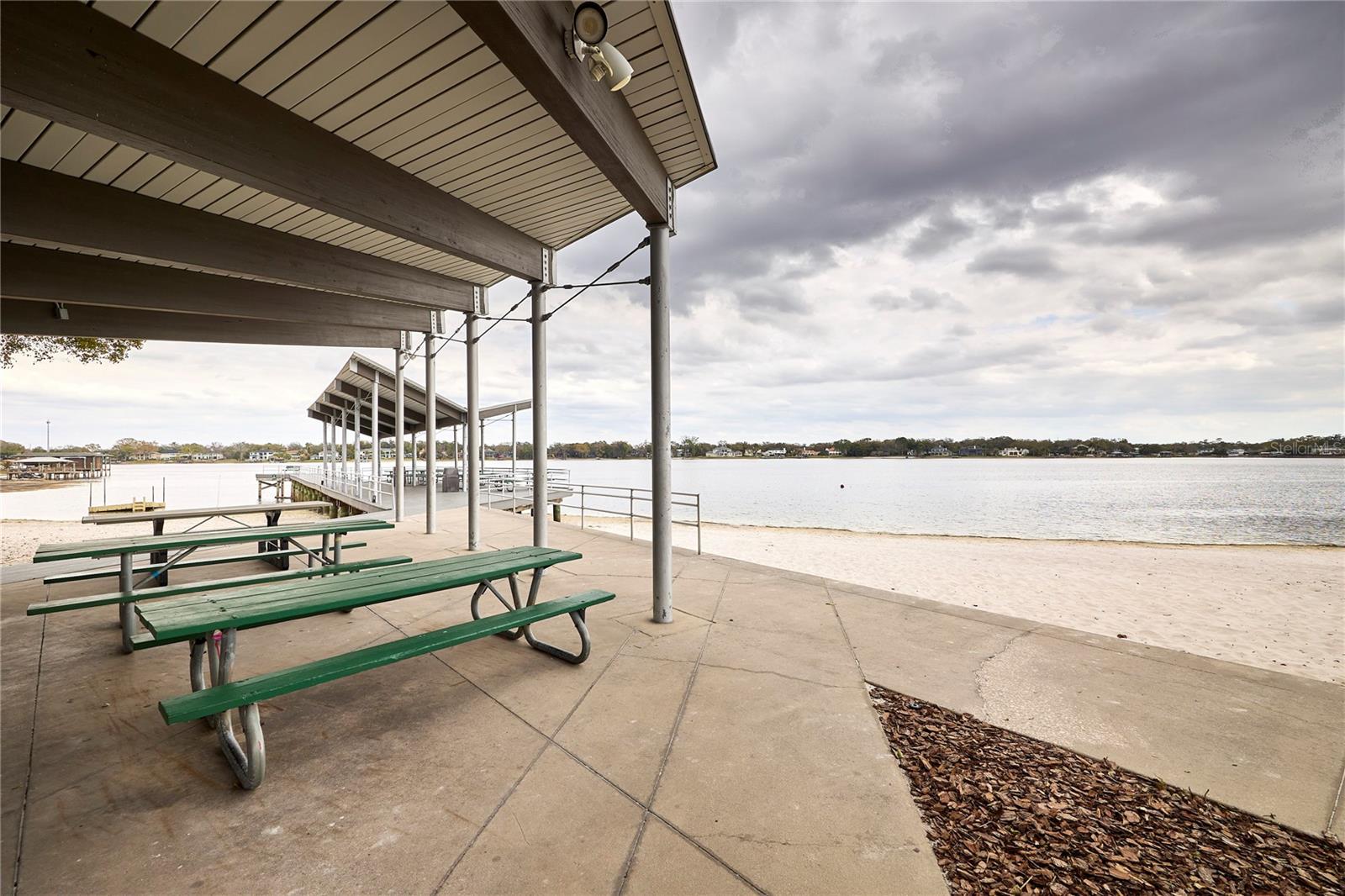 Listing photo id 48 for 3312 Nakora Drive