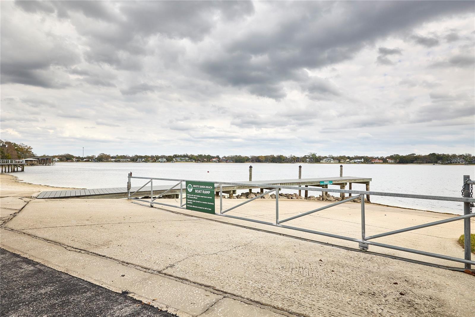 Listing photo id 52 for 3312 Nakora Drive