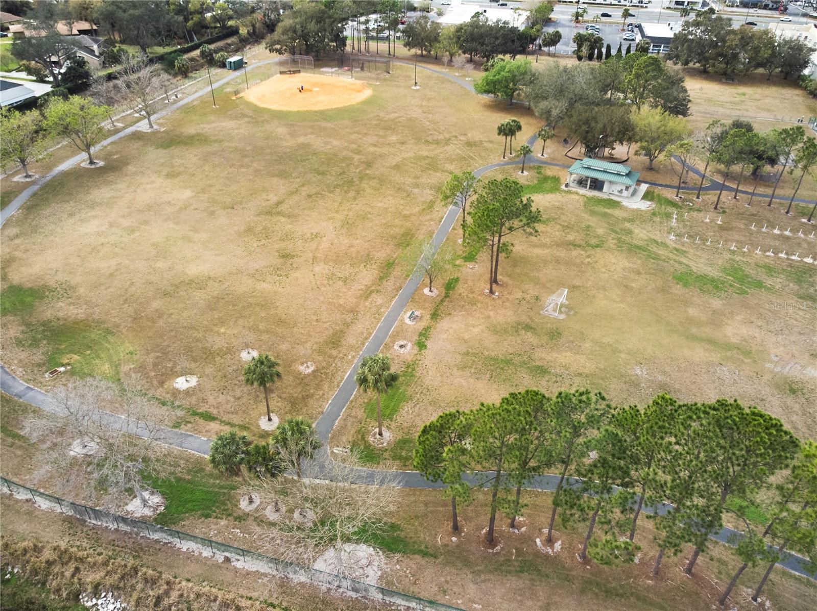 Listing photo id 68 for 3312 Nakora Drive