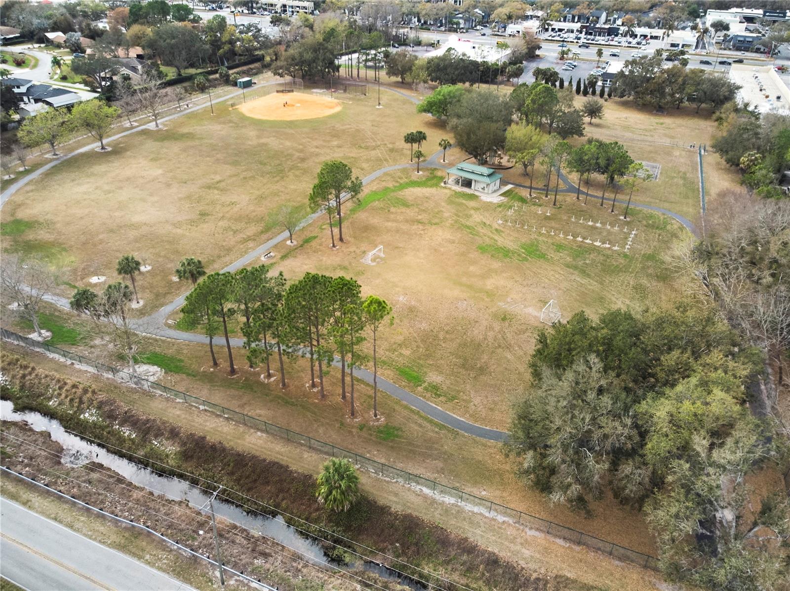 Listing photo id 69 for 3312 Nakora Drive