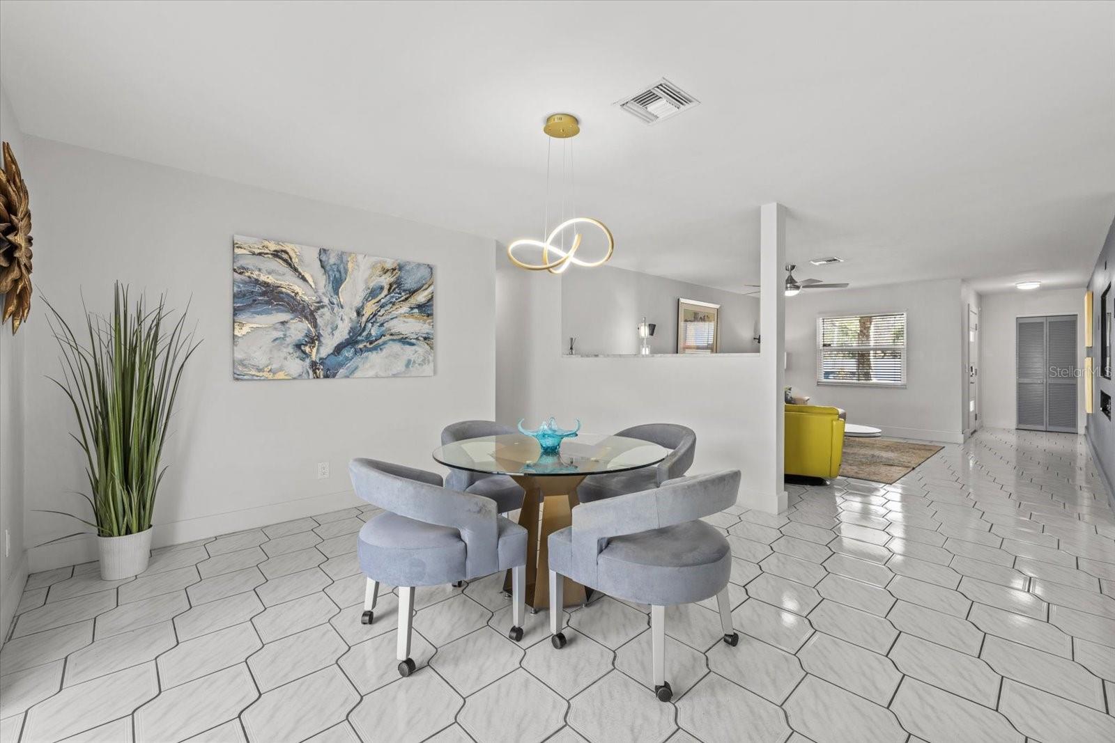 Image 14 of 44 For 2000 58th Street N