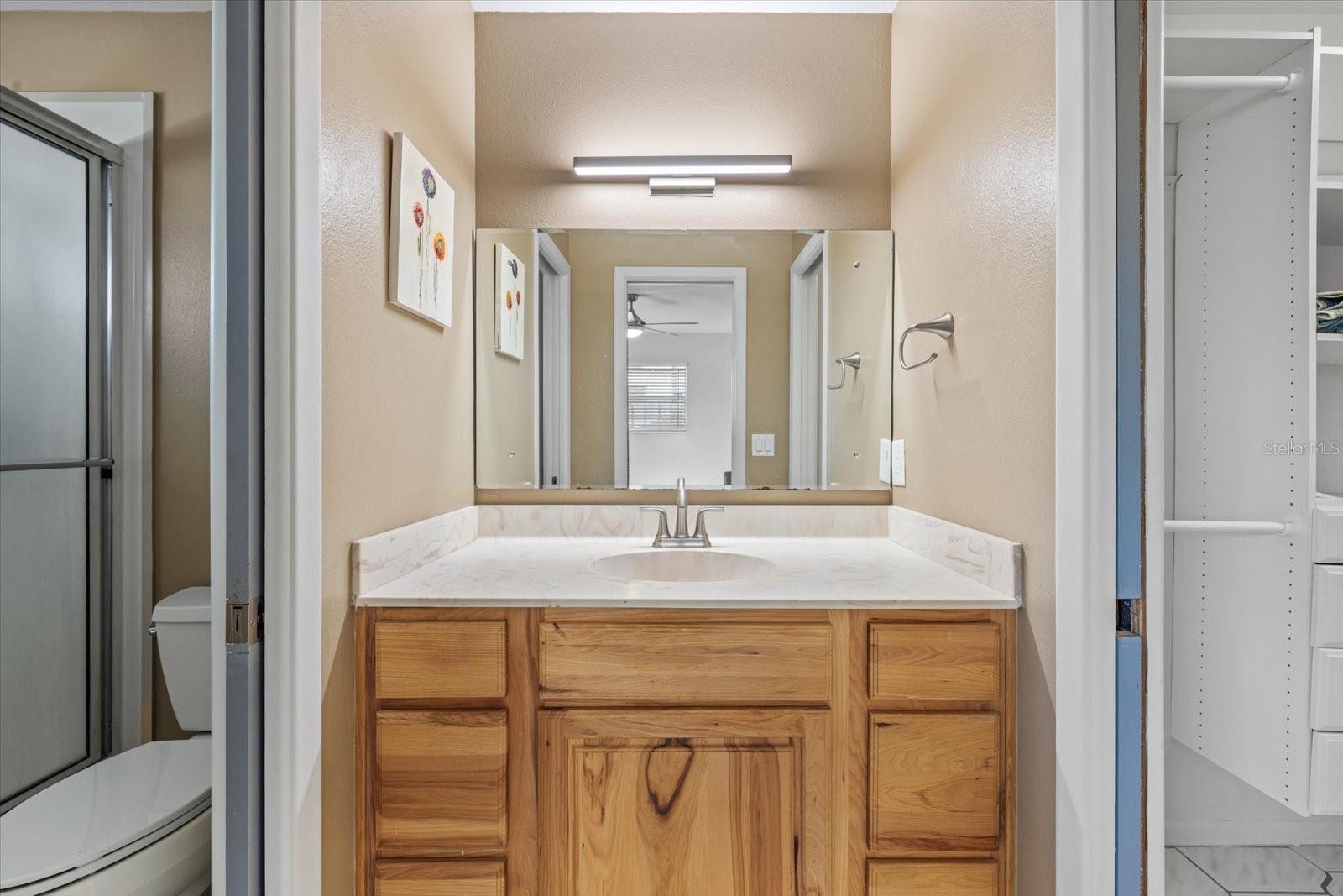 Image 23 of 44 For 2000 58th Street N