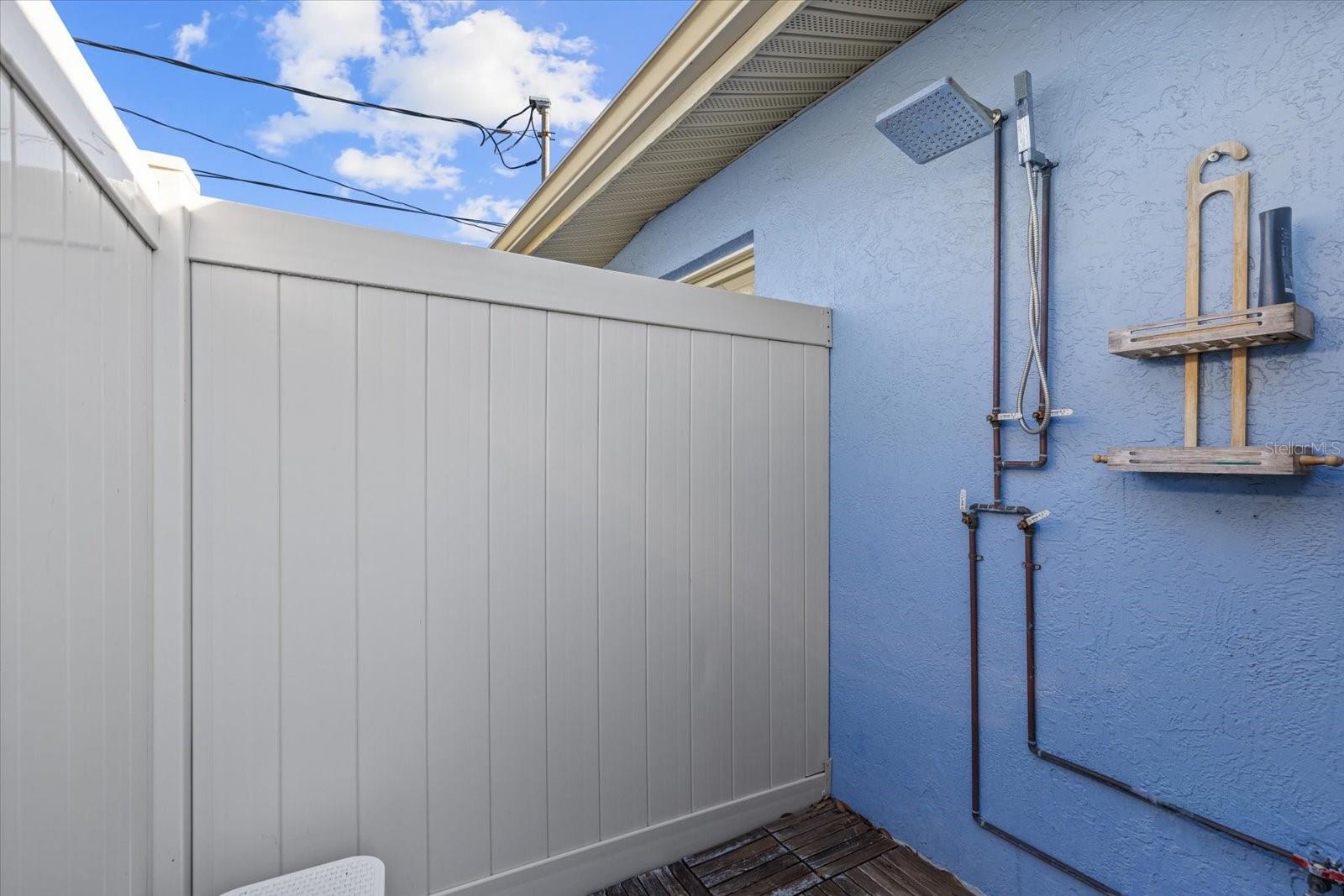 Image 31 of 44 For 2000 58th Street N