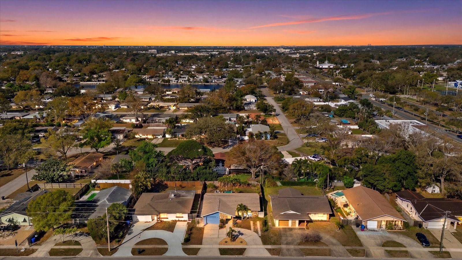 Image 37 of 44 For 2000 58th Street N