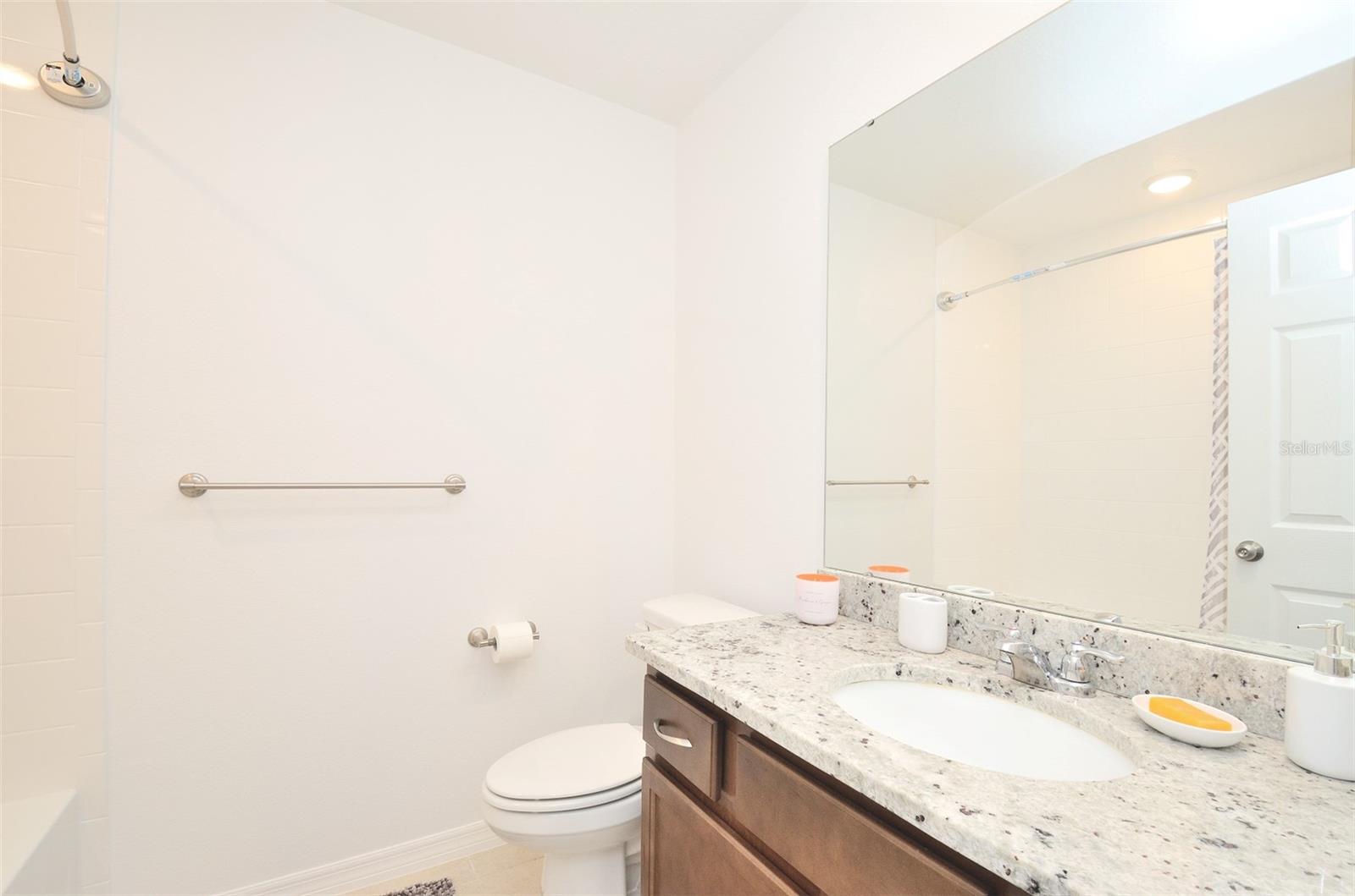 Image 16 of 24 For 2331 Garden Belle Drive