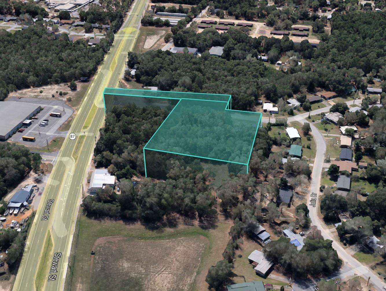 Image 18 of 22 For  Julia Drive 