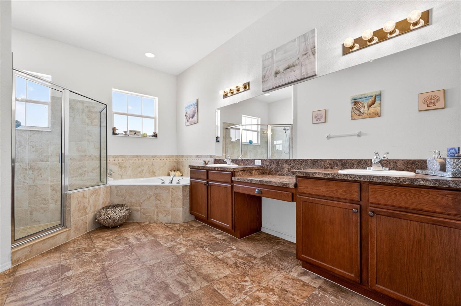 Image 10 of 62 For 1614 Prairie Blossom Drive