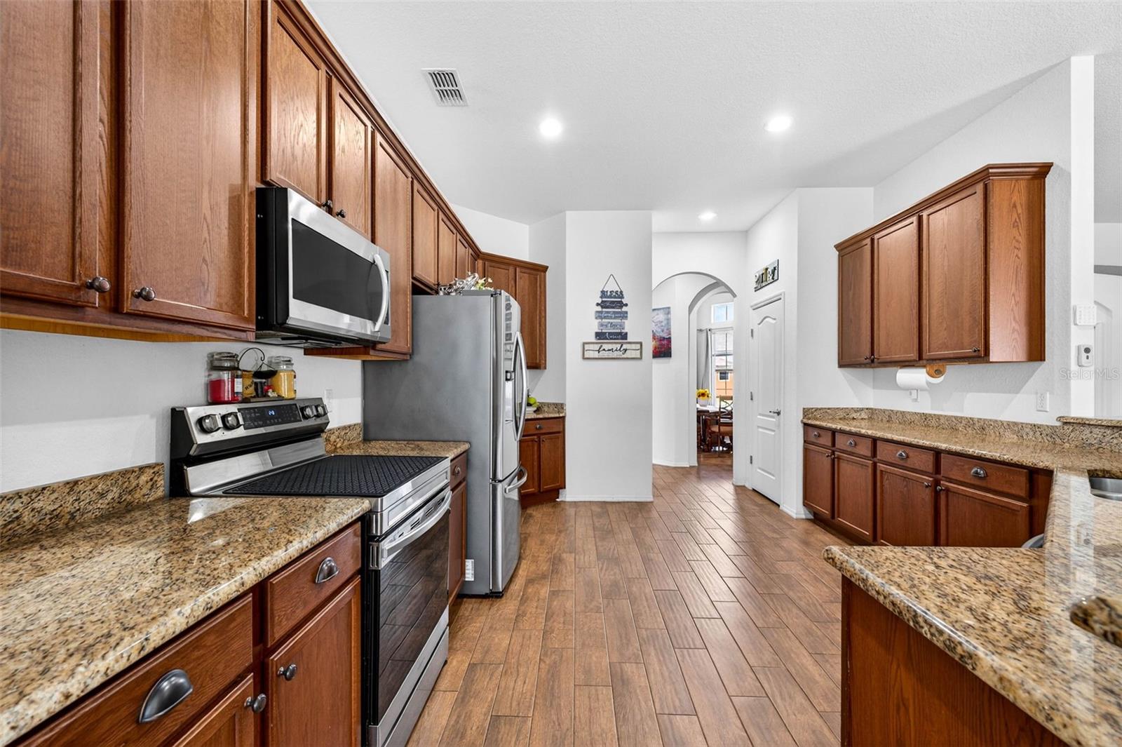 Image 35 of 62 For 1614 Prairie Blossom Drive