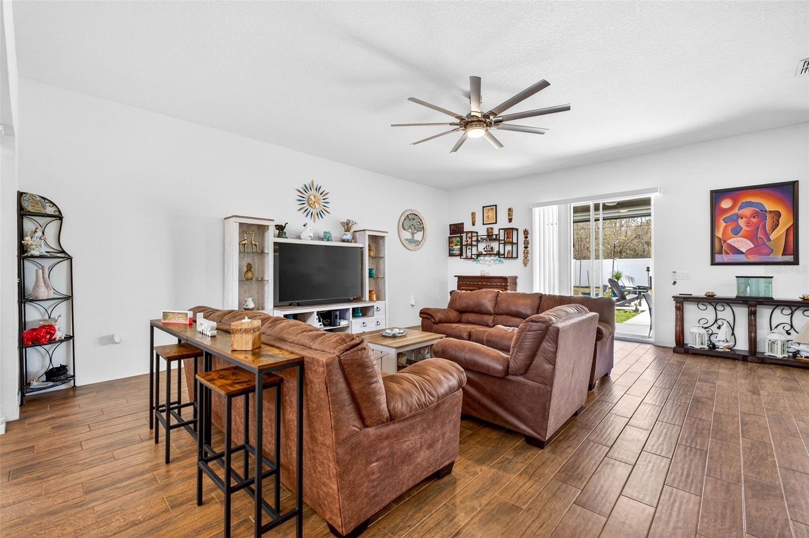 Image 5 of 62 For 1614 Prairie Blossom Drive