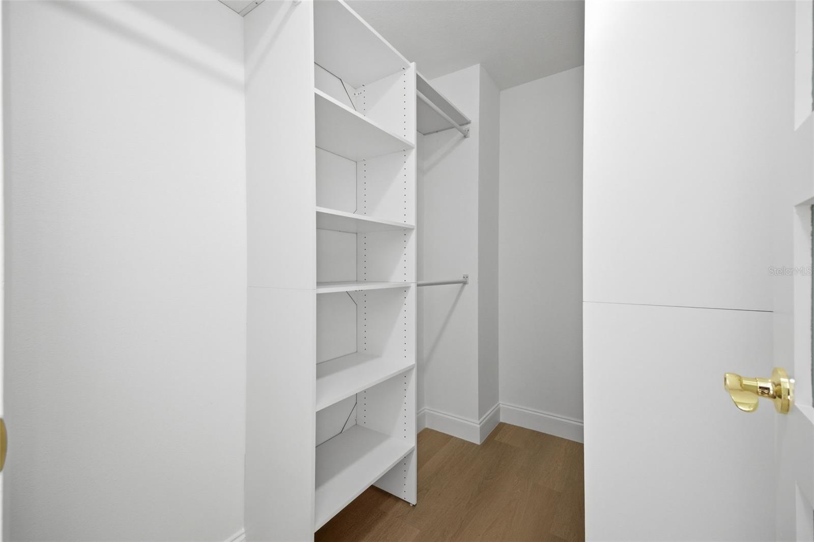 Image 20 of 66 For 5700 Venetian Boulevard Ne