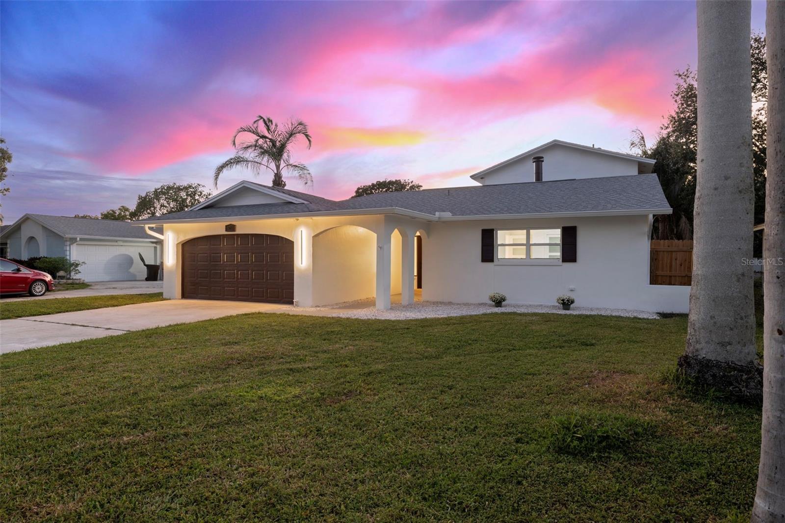 Image 4 of 66 For 5700 Venetian Boulevard Ne