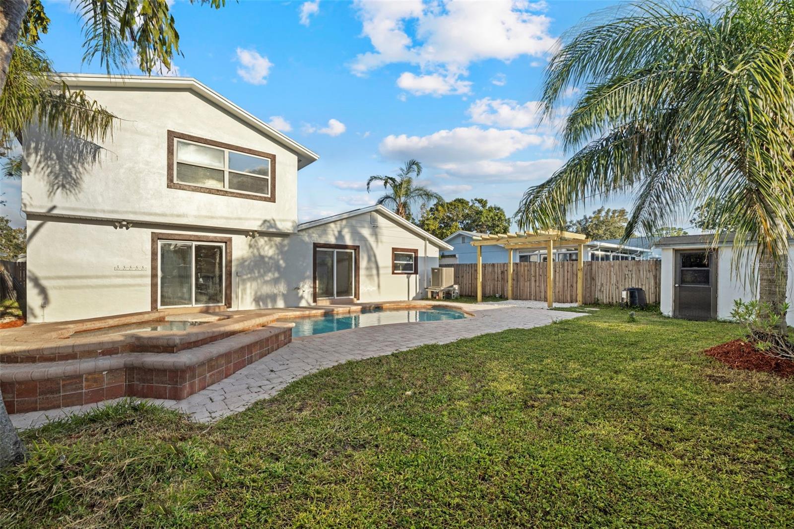 Image 44 of 66 For 5700 Venetian Boulevard Ne