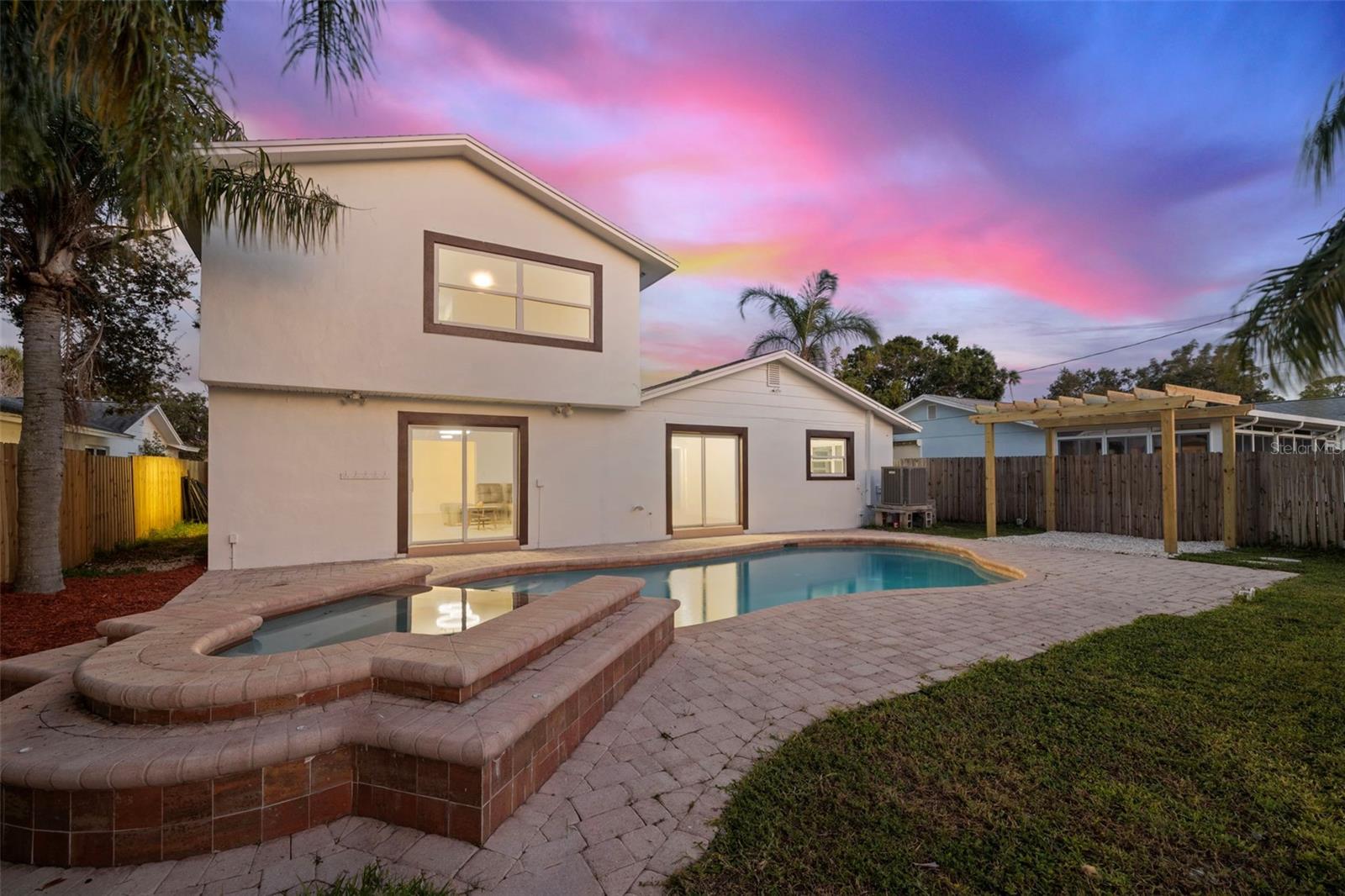 Image 50 of 66 For 5700 Venetian Boulevard Ne