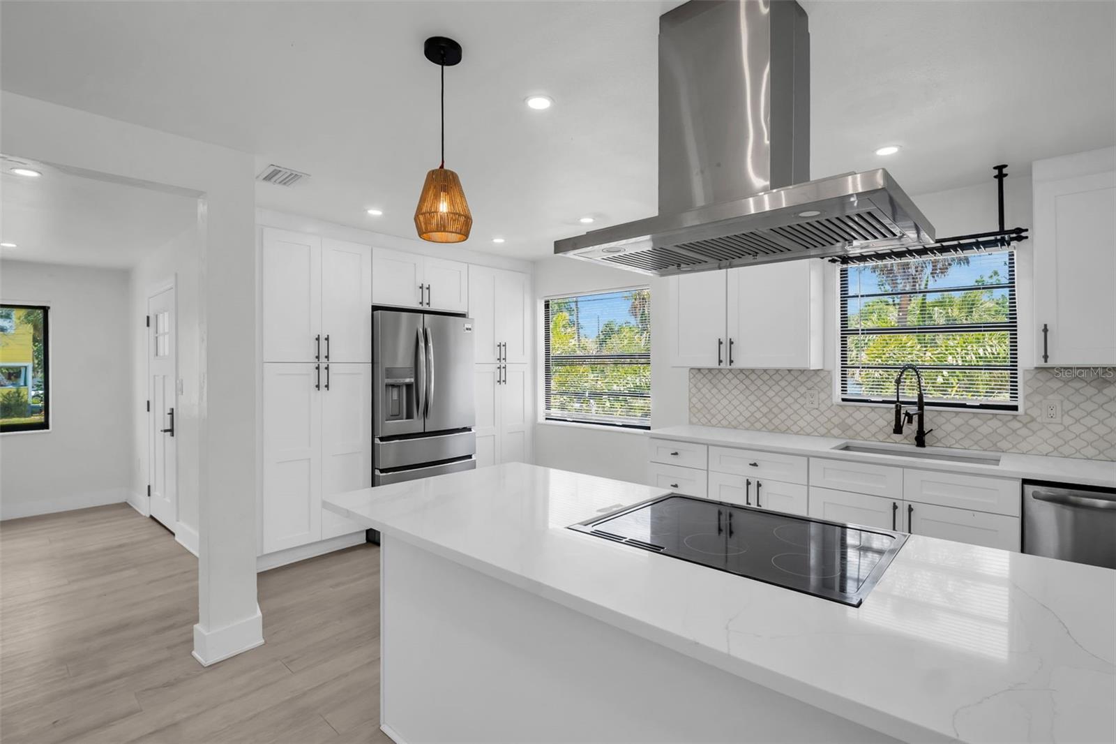 Image 17 of 39 For 4000 Grove Street S