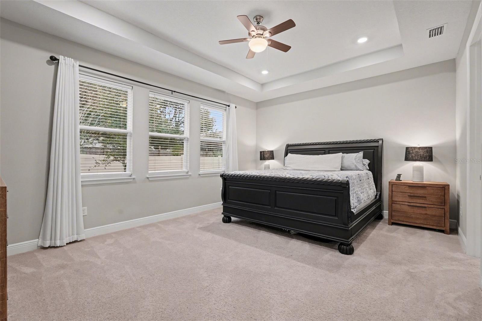 Image 18 of 41 For 23122 Scaglione Drive