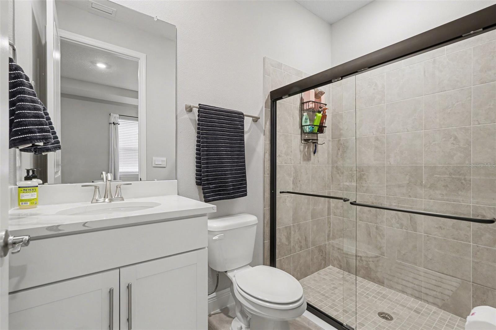 Image 25 of 41 For 23122 Scaglione Drive