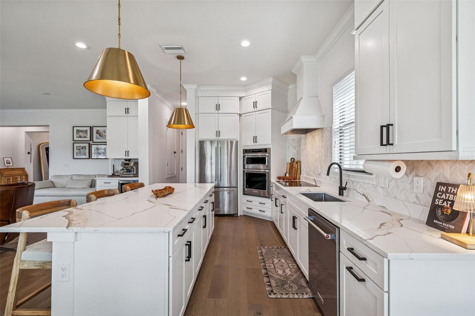 Image 13 of 62 For 3016 Ballast Point Boulevard