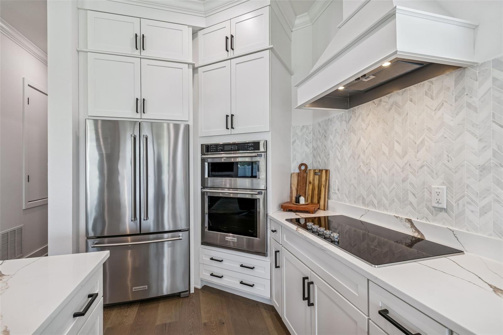 Image 15 of 62 For 3016 Ballast Point Boulevard