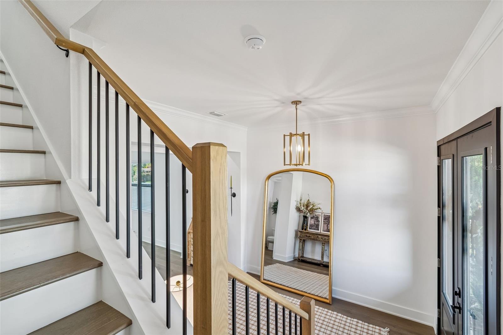 Image 20 of 62 For 3016 Ballast Point Boulevard