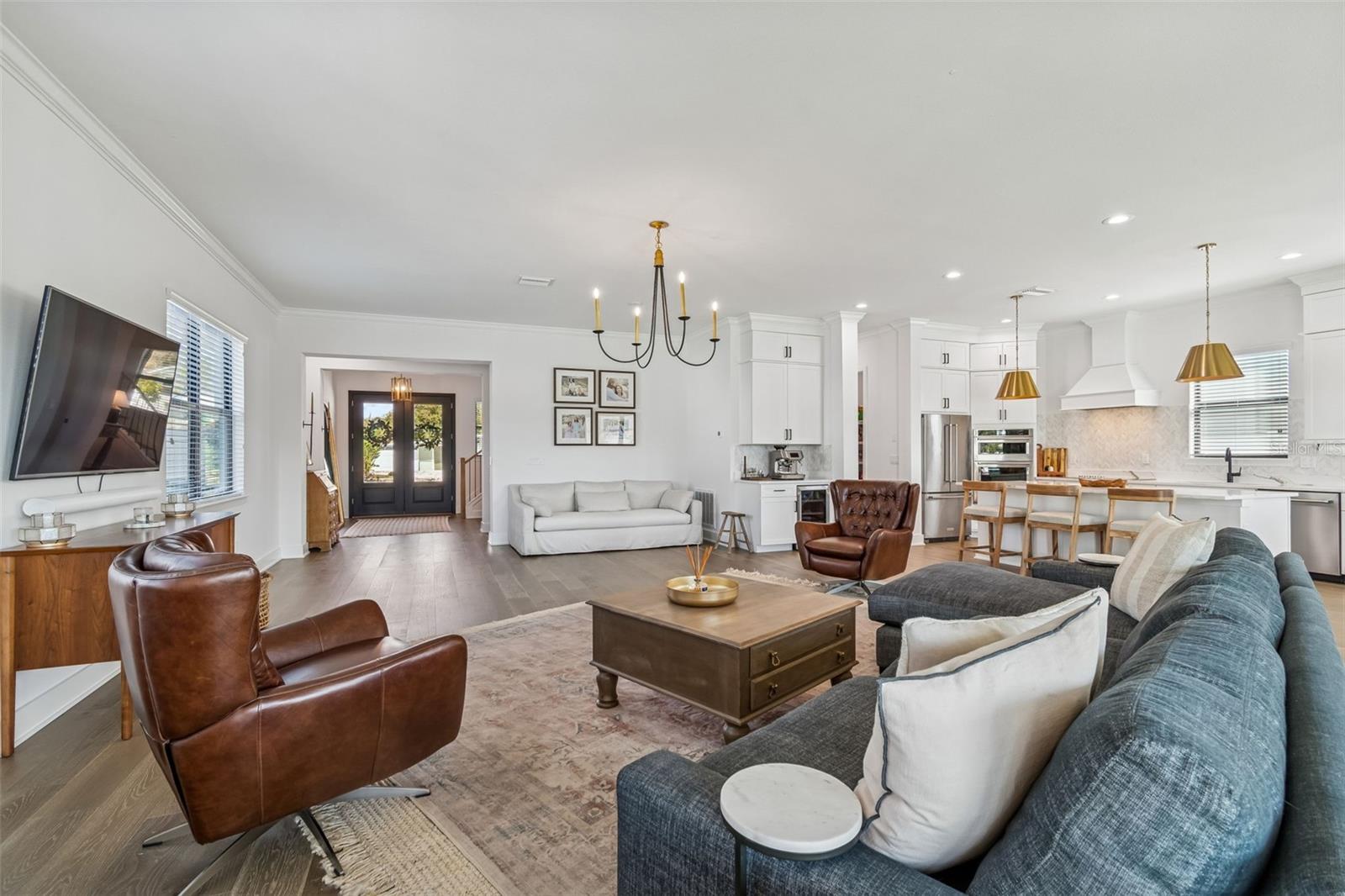 Image 6 of 62 For 3016 Ballast Point Boulevard