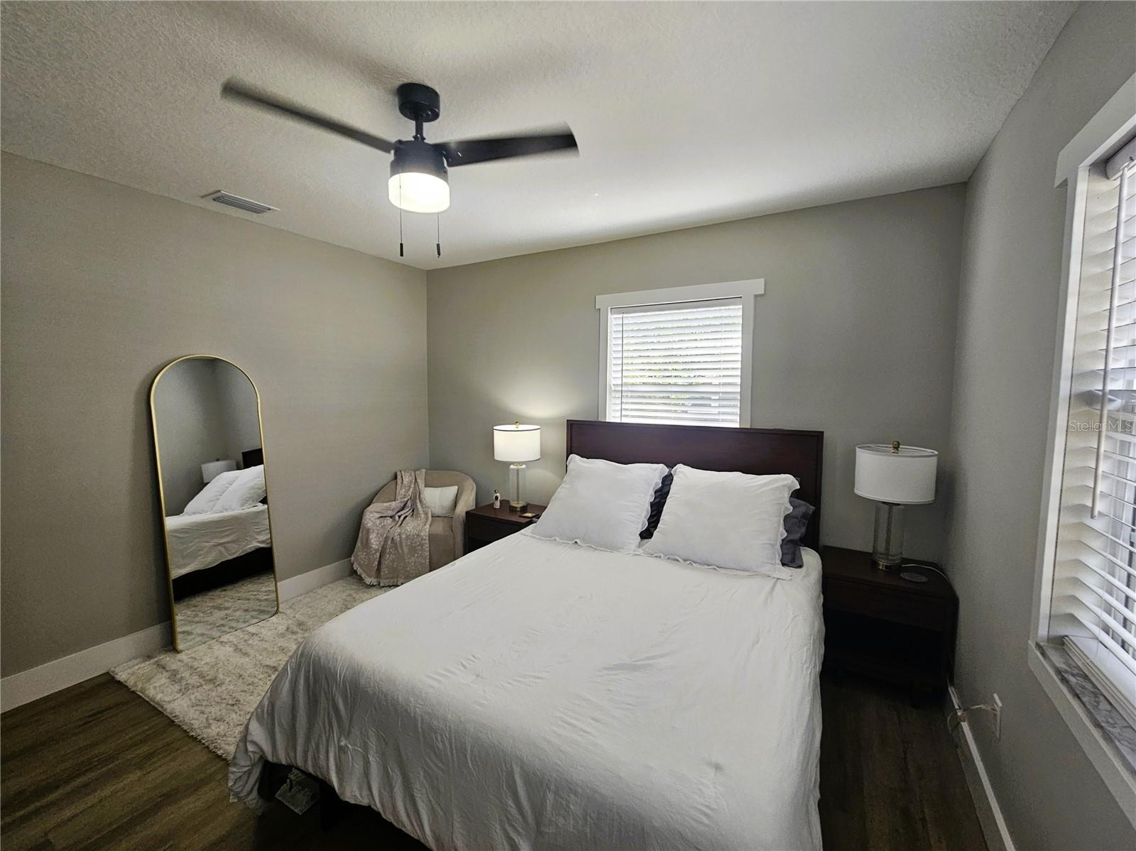 Listing photo id 21 for 8711 Wick Place