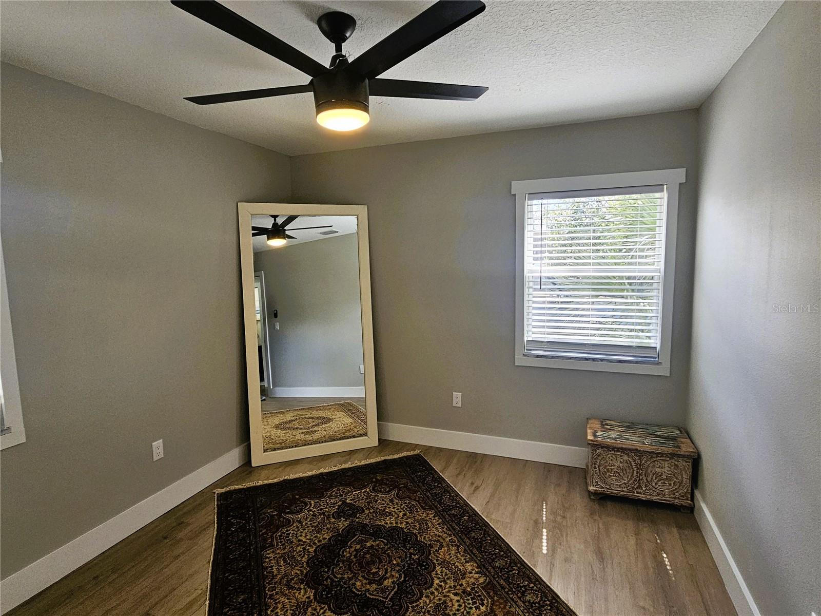 Listing photo id 31 for 8711 Wick Place