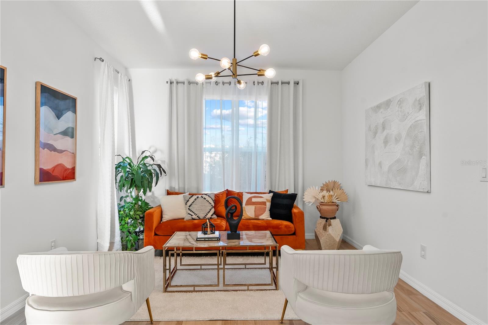 Image 6 of 60 For 33975 Astoria Circle