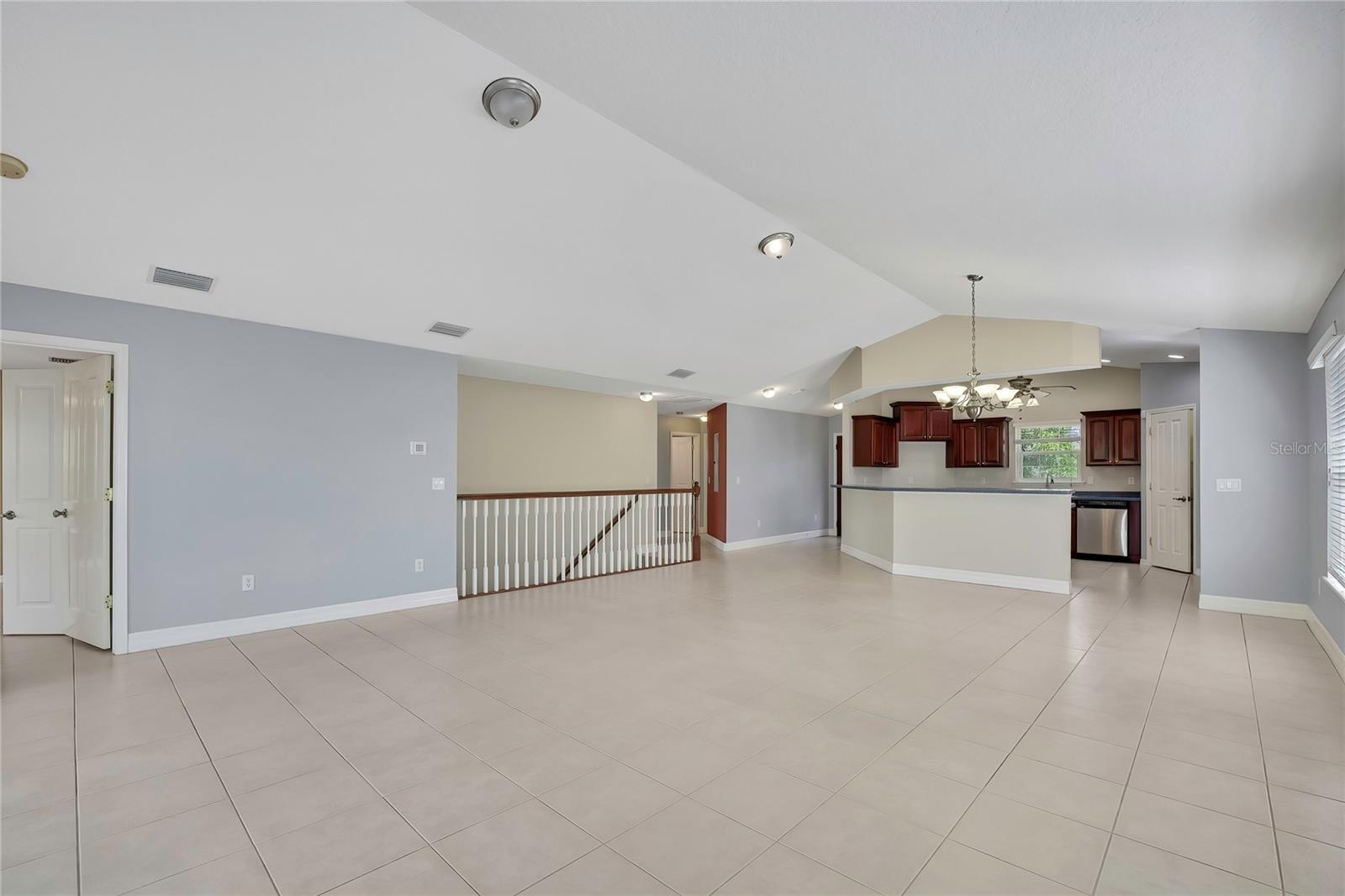 Image 10 of 58 For 5827 Rio Drive