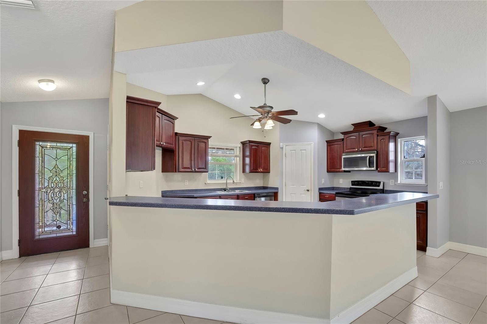 Image 14 of 58 For 5827 Rio Drive