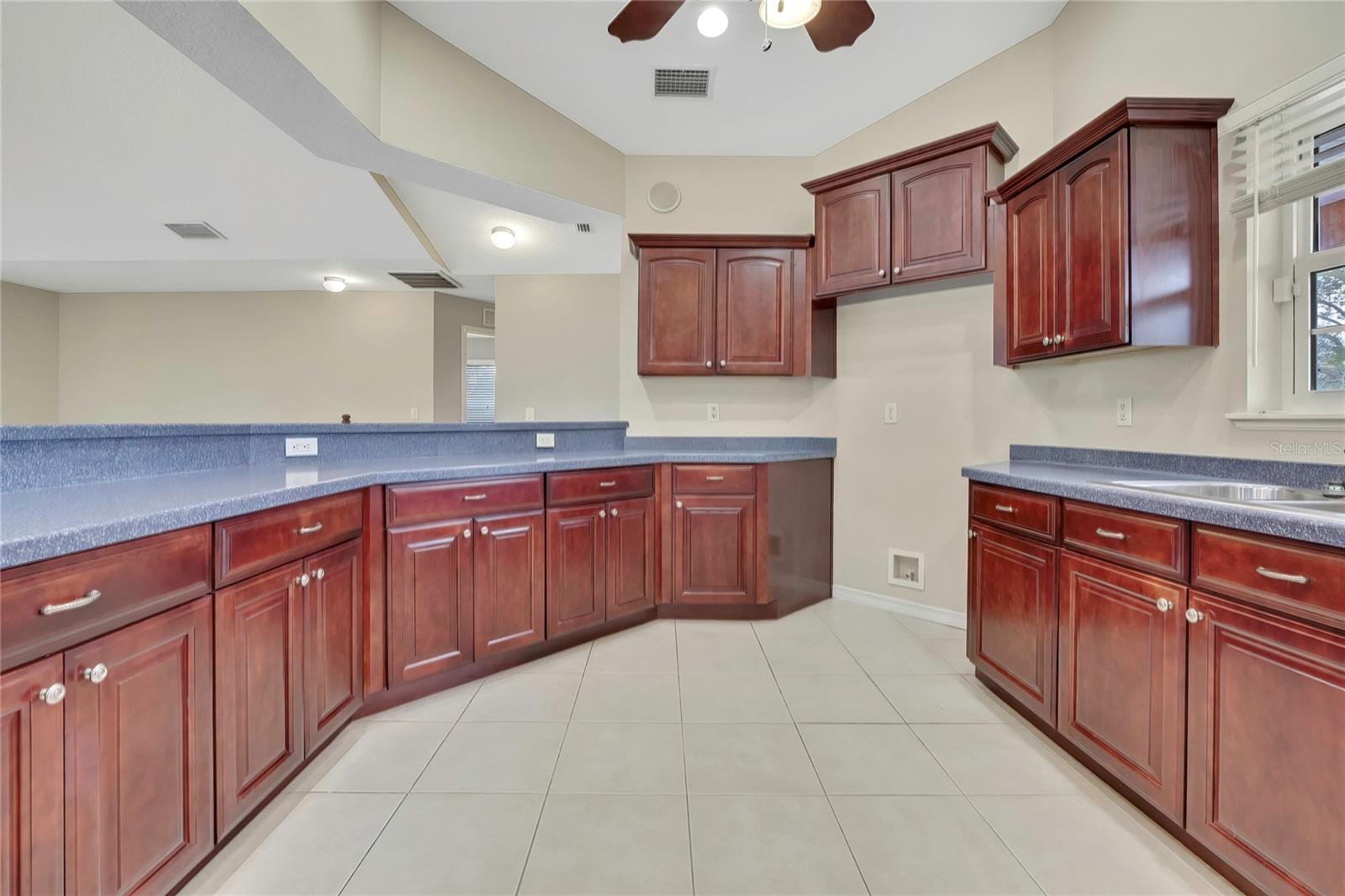 Image 17 of 58 For 5827 Rio Drive