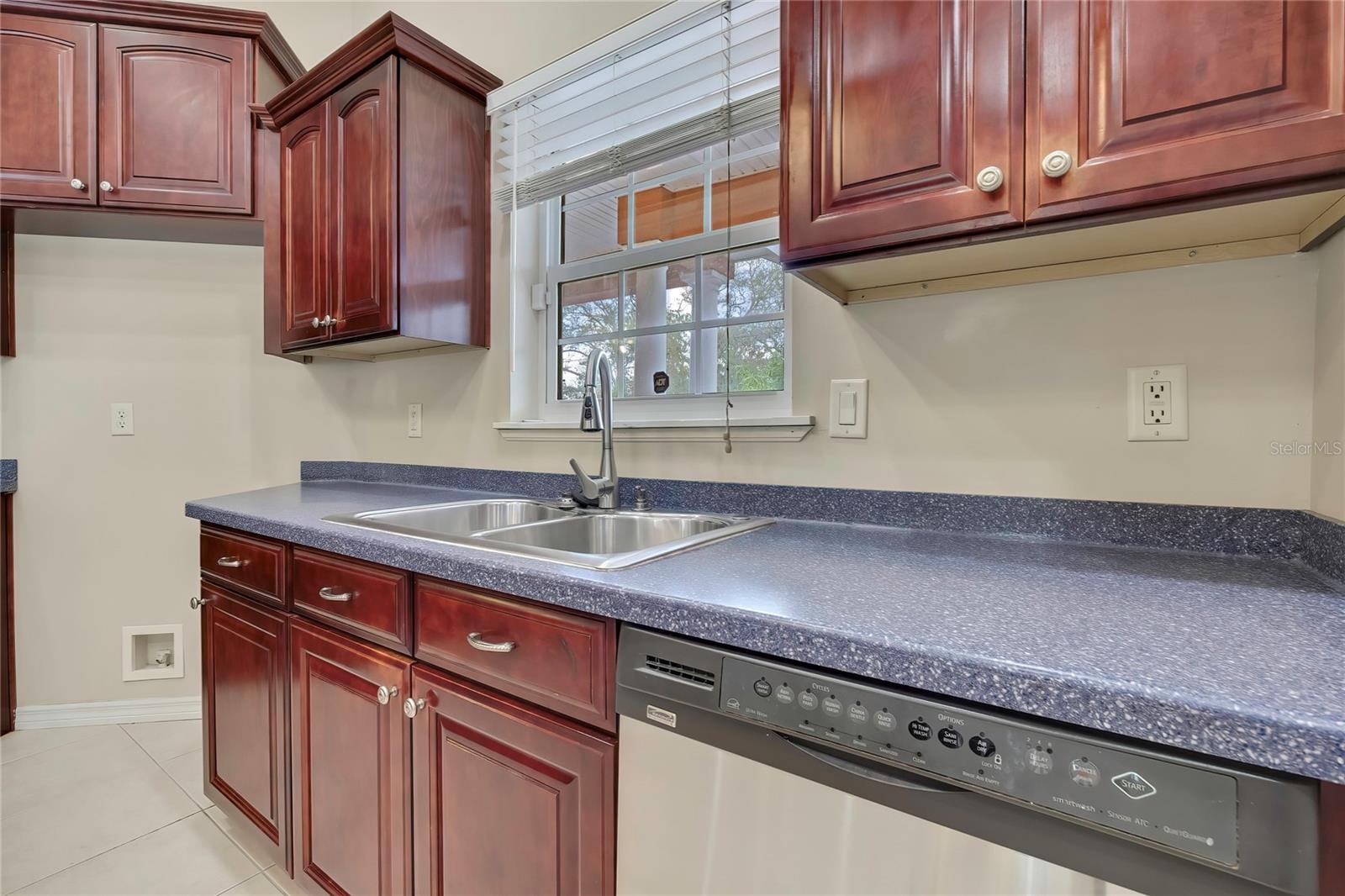 Image 19 of 58 For 5827 Rio Drive