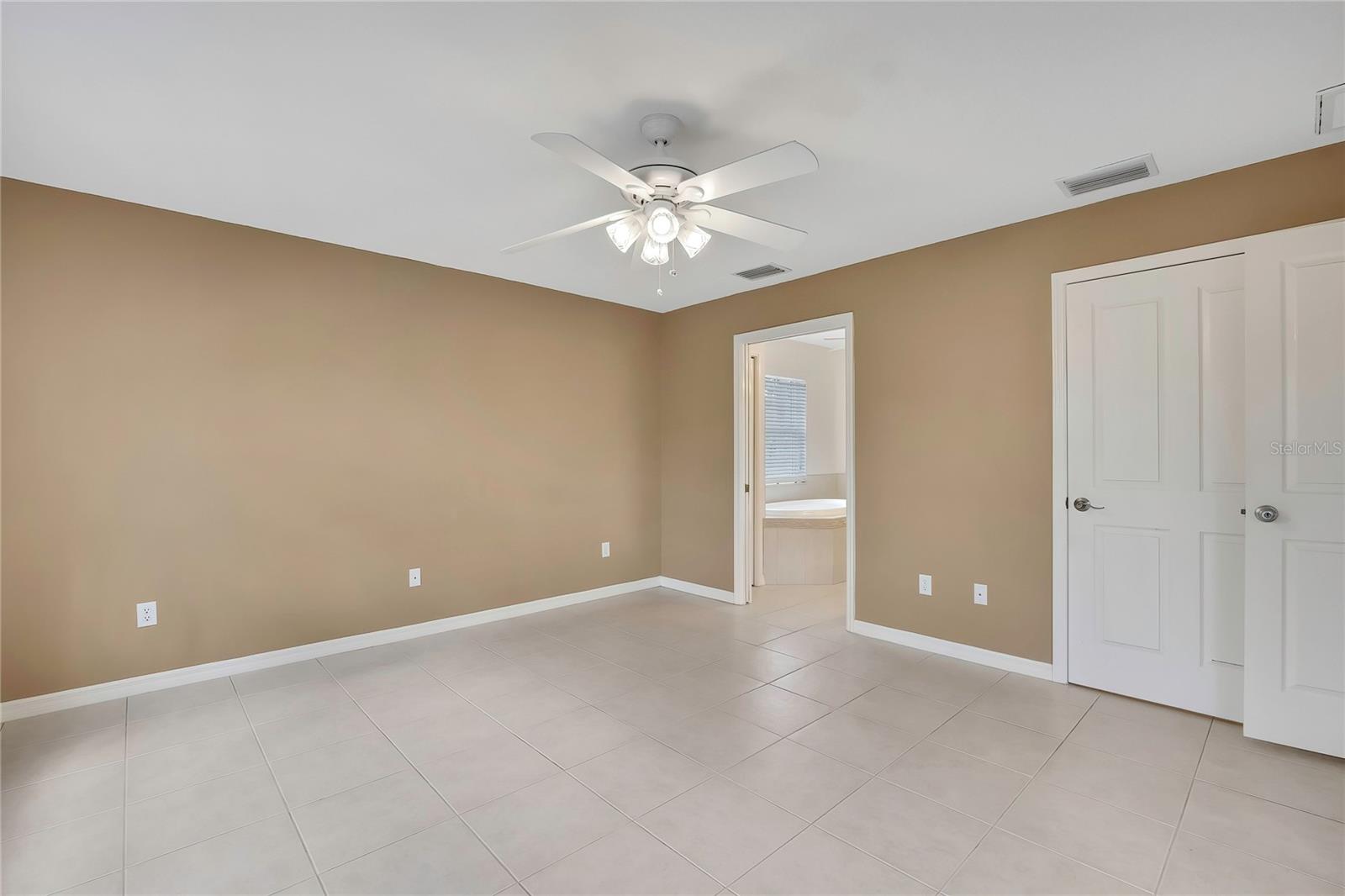 Image 21 of 58 For 5827 Rio Drive