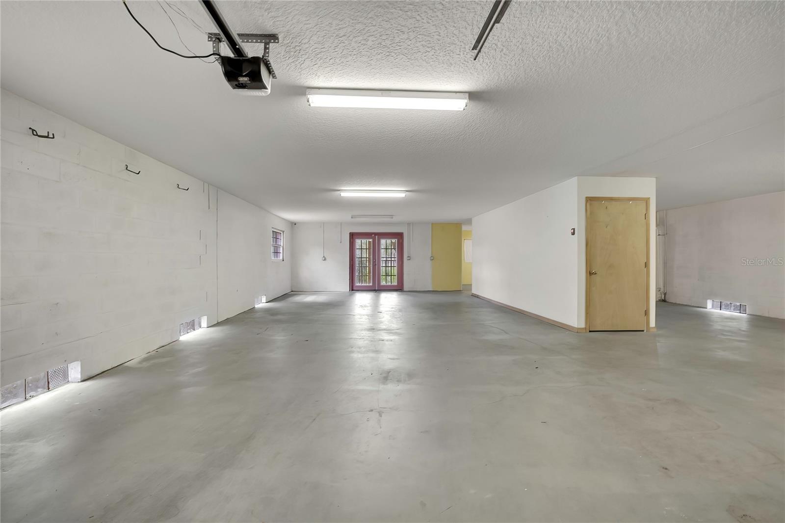 Image 49 of 58 For 5827 Rio Drive