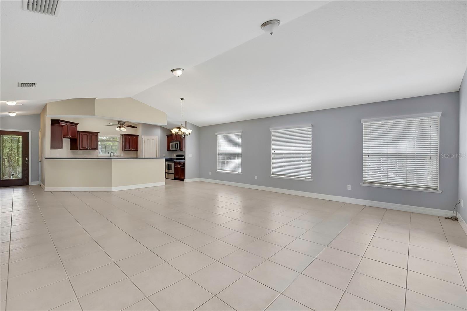 Image 7 of 58 For 5827 Rio Drive