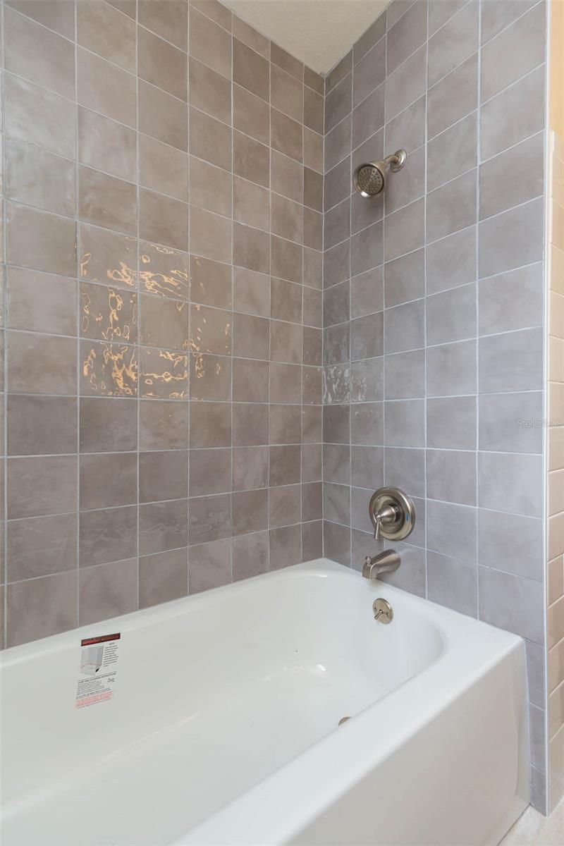 Image 12 of 24 For 1809 Henry Avenue