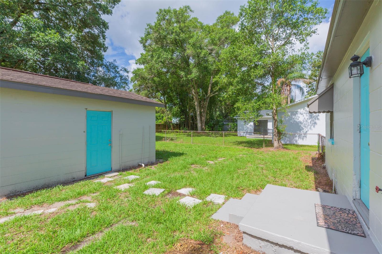 Image 19 of 24 For 1809 Henry Avenue