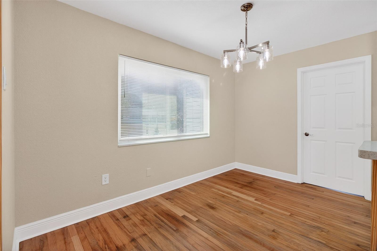 Image 14 of 40 For 1623 Prescott Avenue