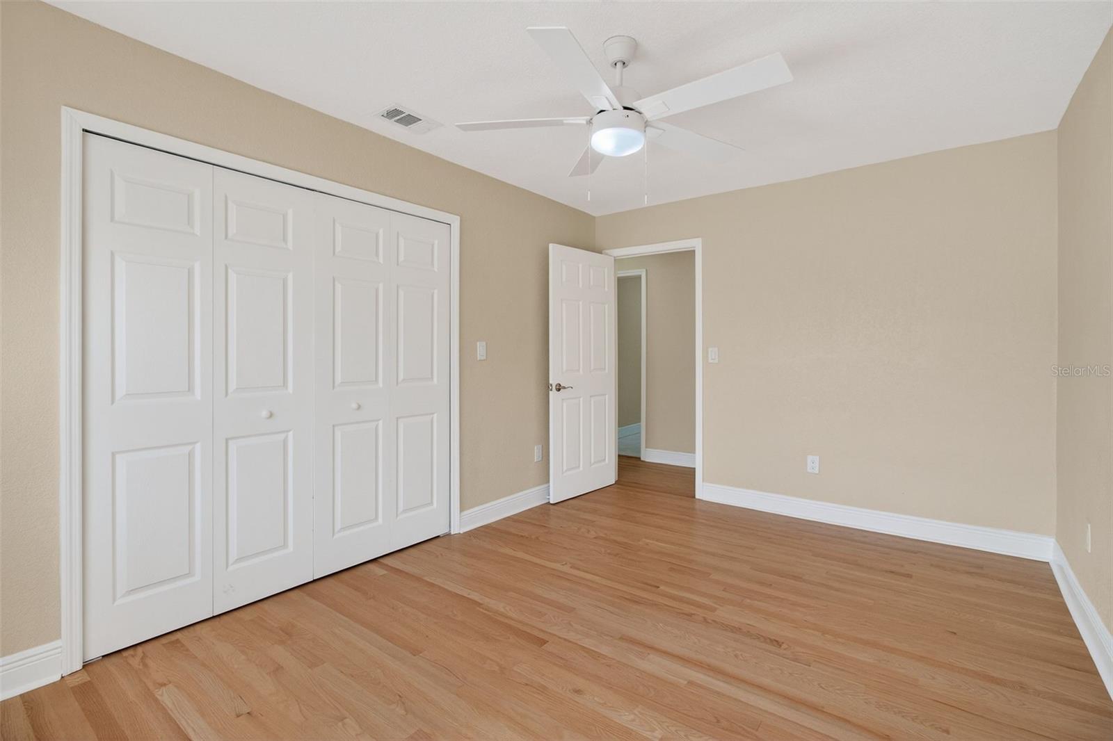 Image 16 of 40 For 1623 Prescott Avenue