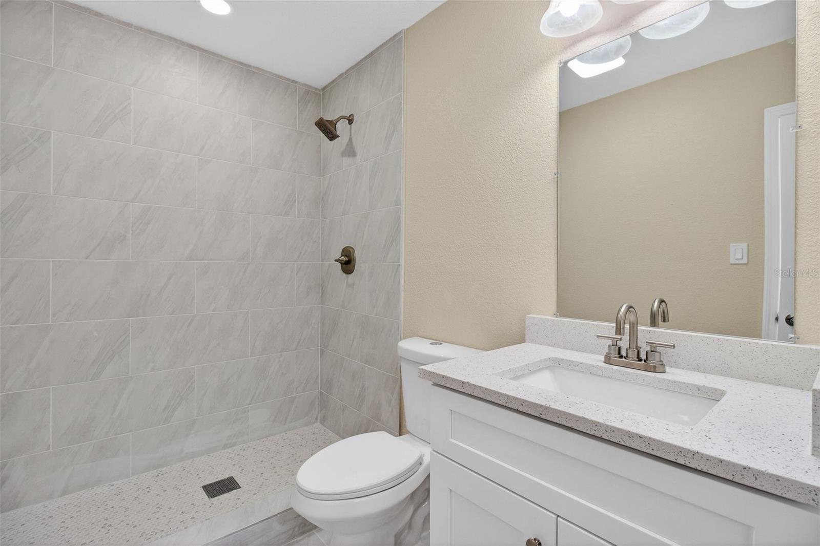 Image 17 of 40 For 1623 Prescott Avenue