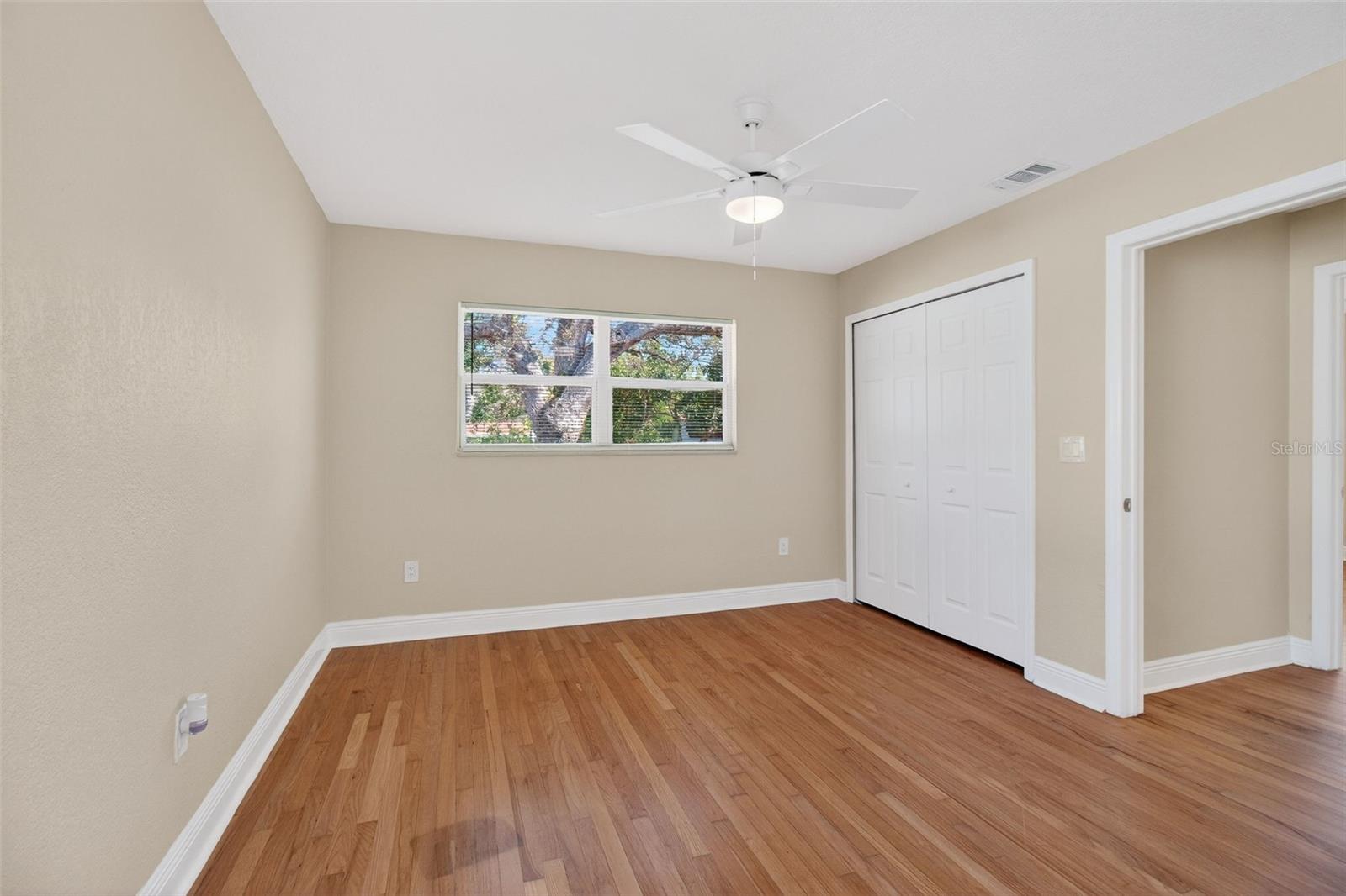 Image 19 of 40 For 1623 Prescott Avenue