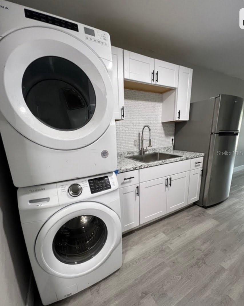 Image 8 of 17 For 6412 Diamond Street A