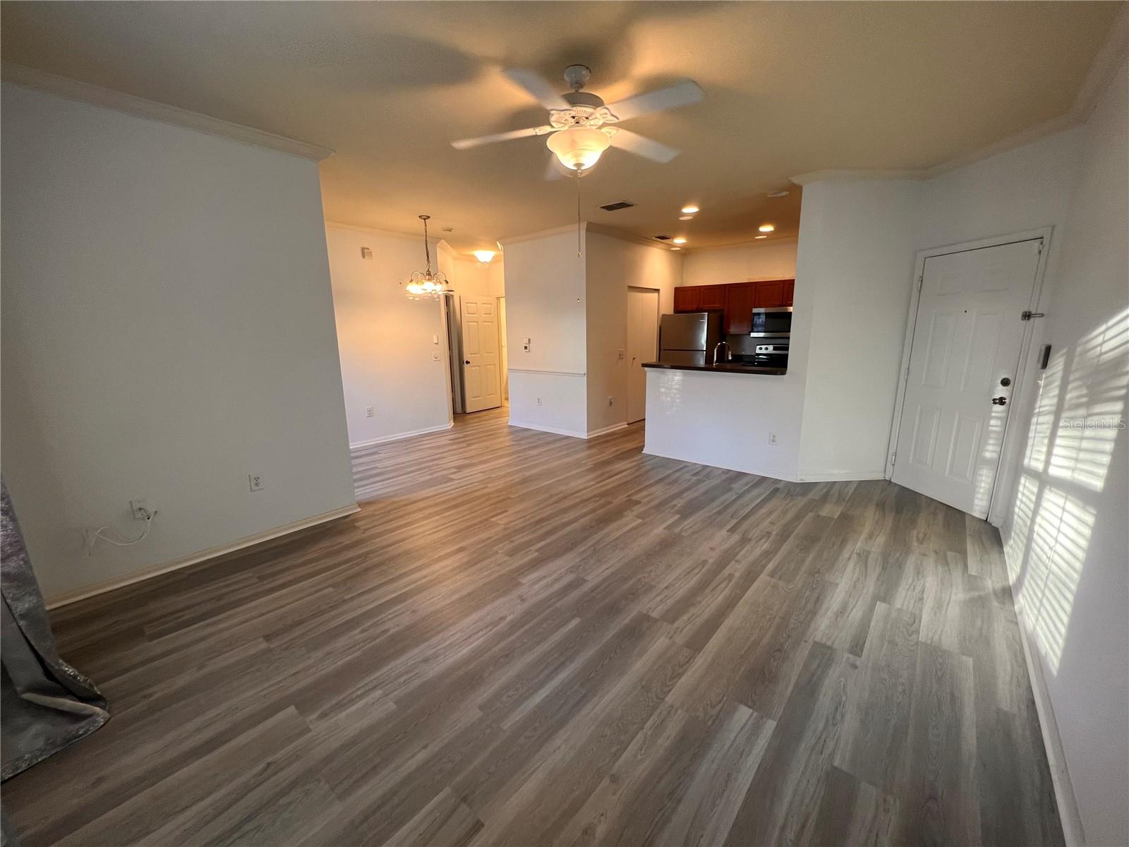 Image 6 of 23 For 2171 Portofino Place 2712