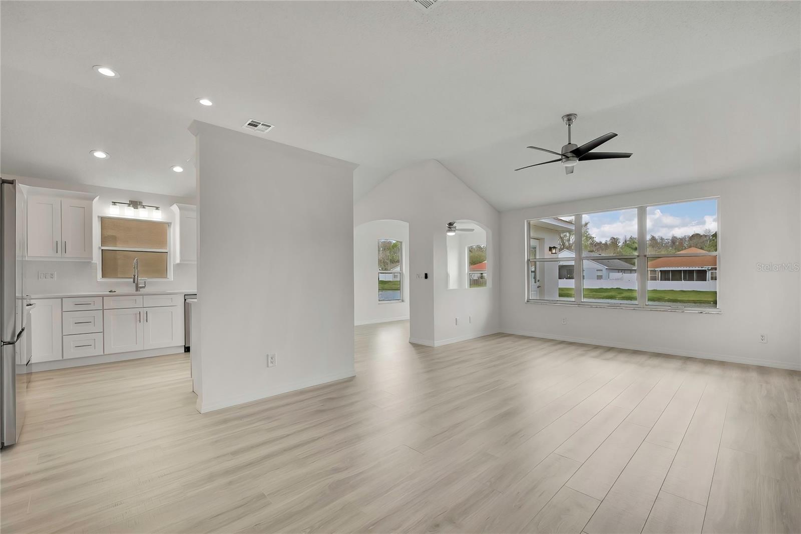 Image 15 of 43 For 545 Lake Cypress Circle