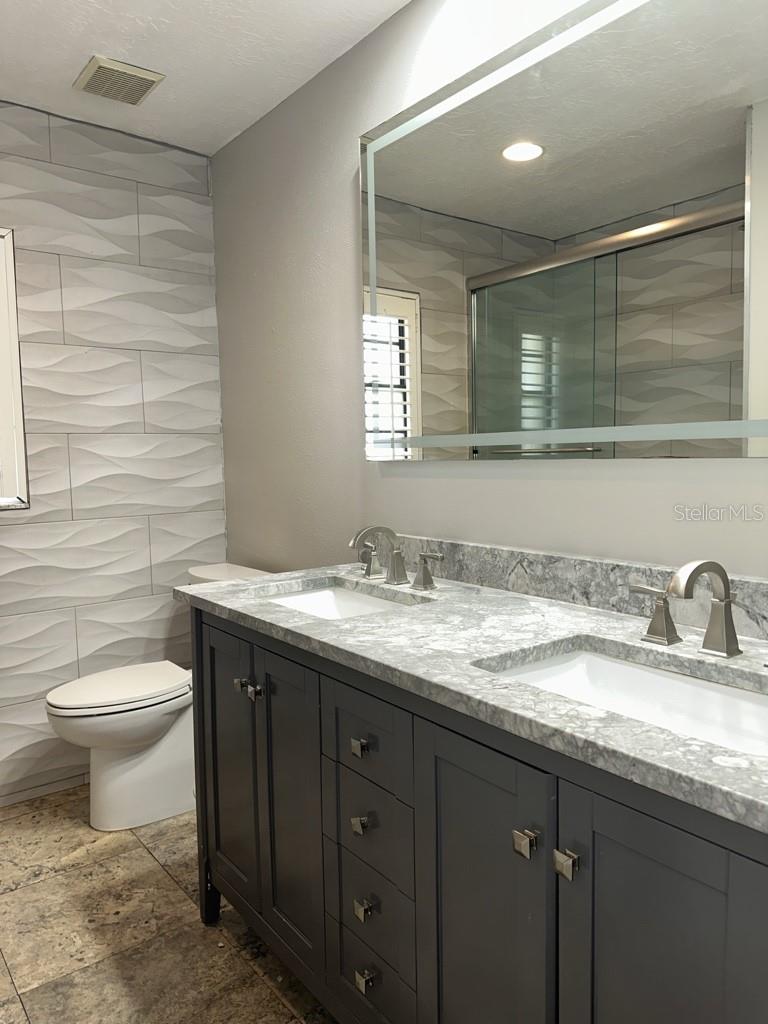 Image 12 of 53 For 4707 Ranchway Court