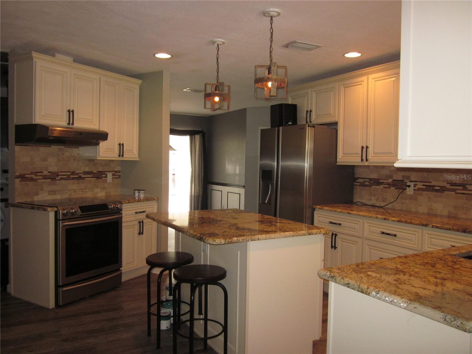 Image 34 of 53 For 4707 Ranchway Court