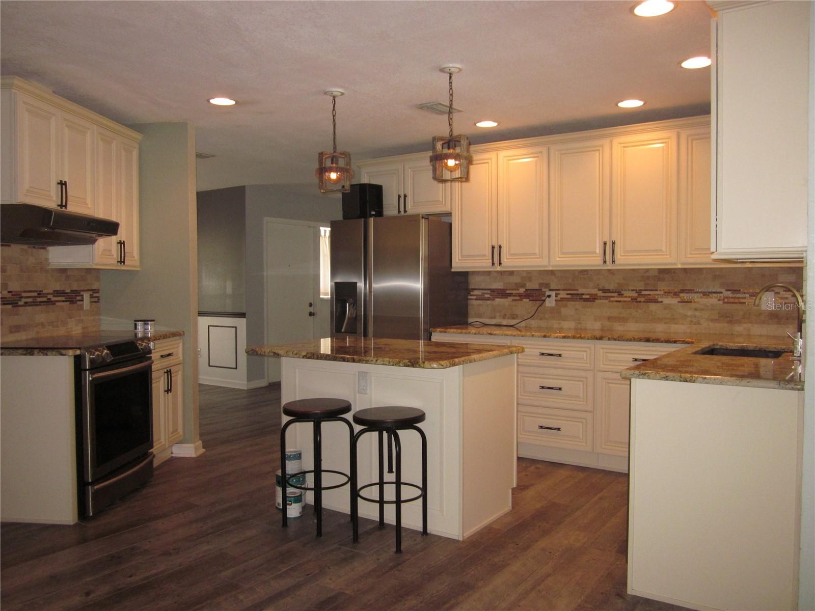 Image 35 of 53 For 4707 Ranchway Court