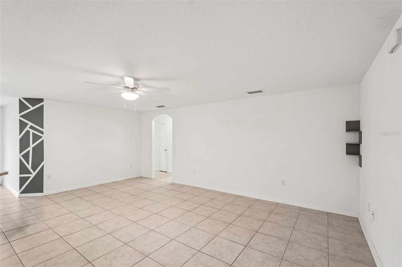 Image 10 of 52 For 1551 Blue Bayou Circle